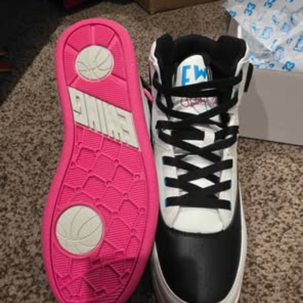 NEW-33 Orion strap Stylish Youth Sneakers - Black and Pink